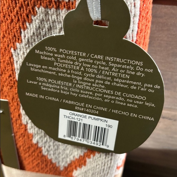 NWT WELCOME PUMPKIN SEASON ORANGE PUMPKIN CHENILLE JACQUARD 50X70 THROW BLANKET - Picture 4 of 11